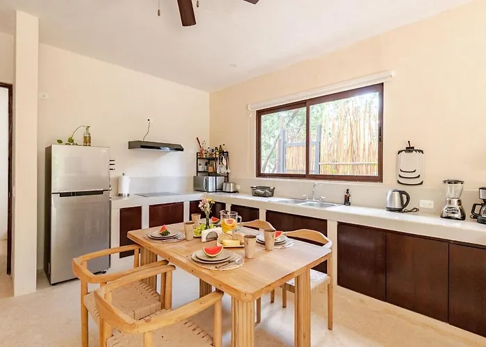 W Private Pool Ideal For Families Y Friends Hébergement de vacances *
