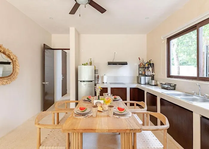 W Private Pool Ideal For Families Y Friends Hébergement de vacances *